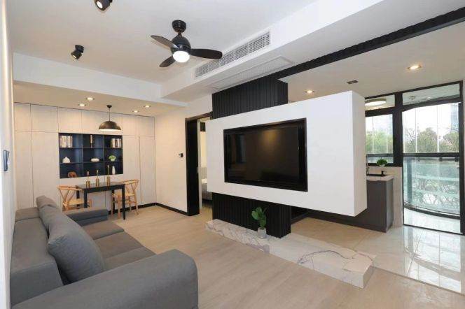 1BR Apartment in Jing'an