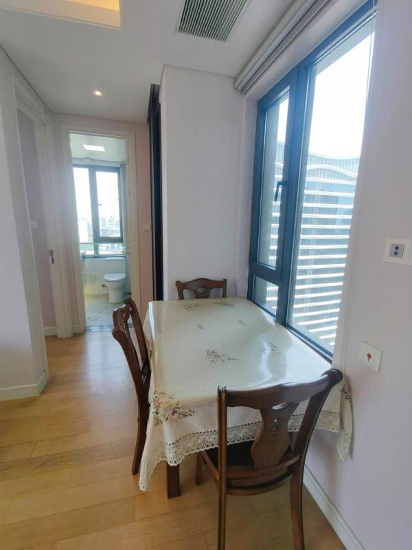 Housing image — Dining Area