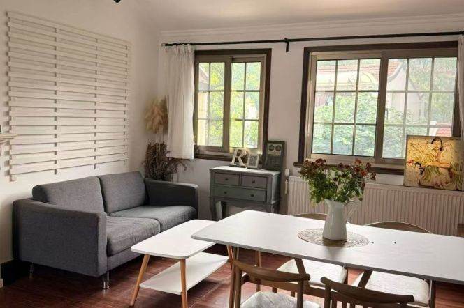 2BR Lane House in Xujiahui (L10/L11)