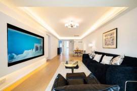 3BR Apartment near Madang Rd Metro