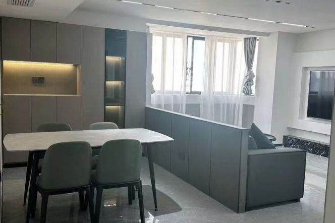 2BR Apartment near Changshou Rd Metro (L13)