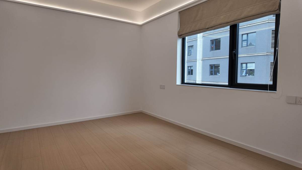 Housing image — Bedroom