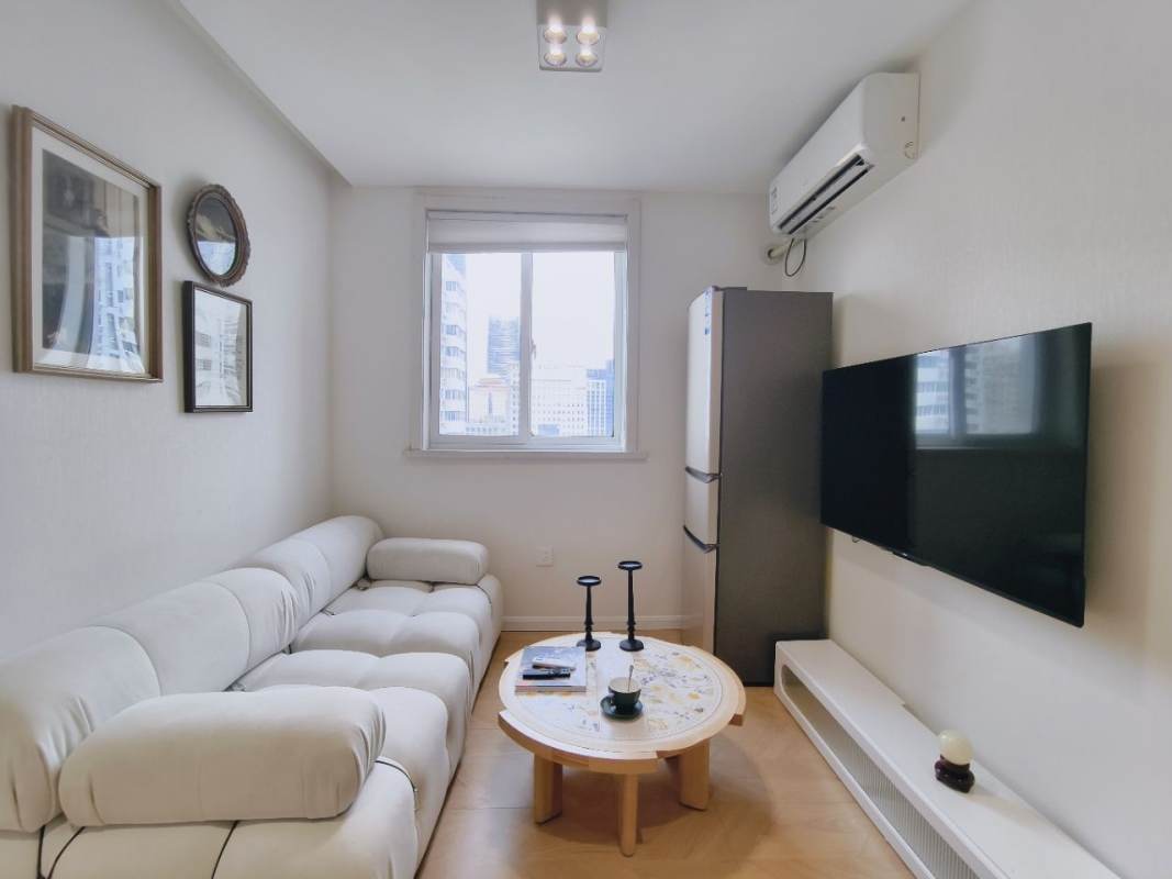 Housing image — Bedroom