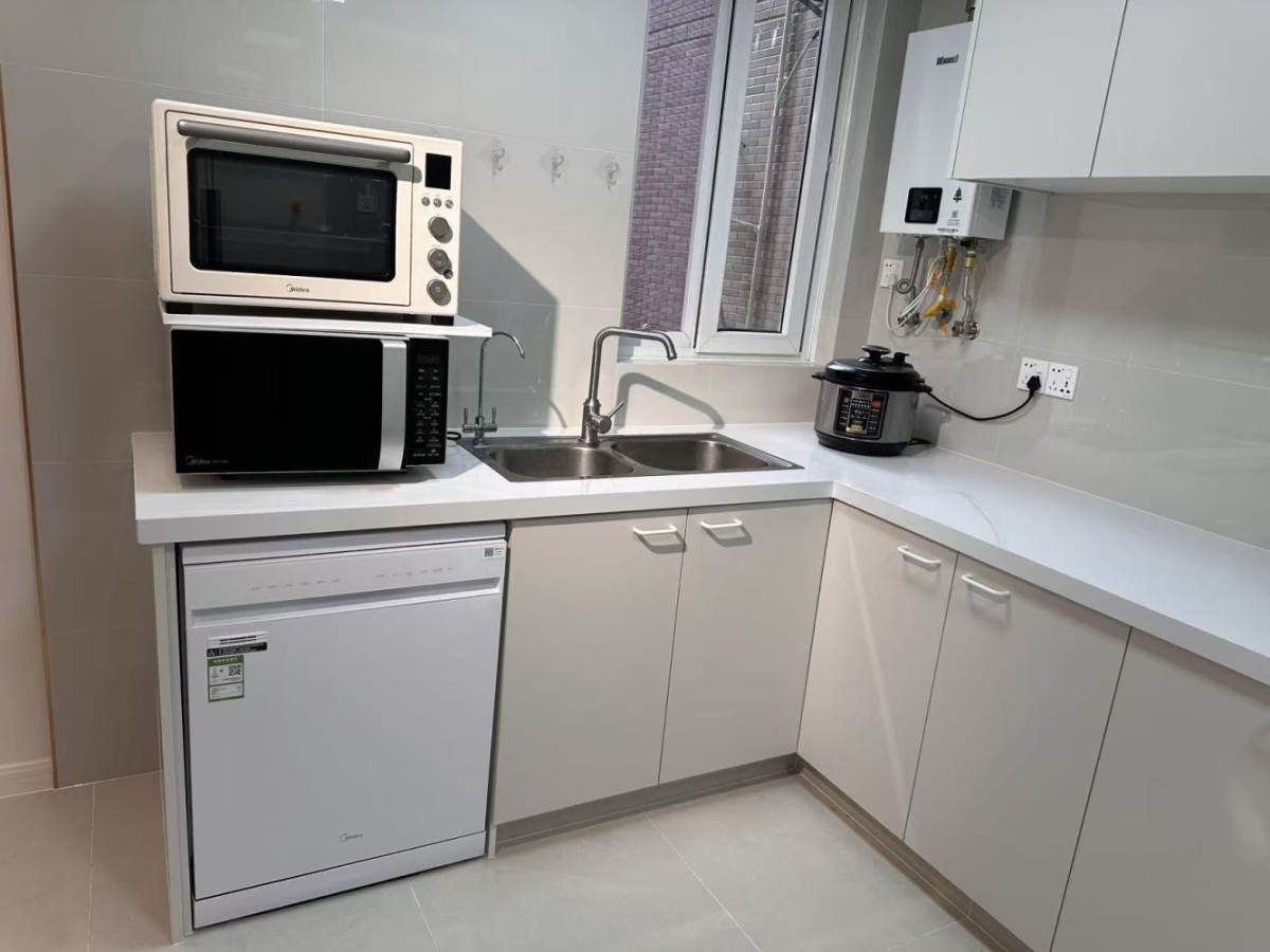 Housing image — Kitchen