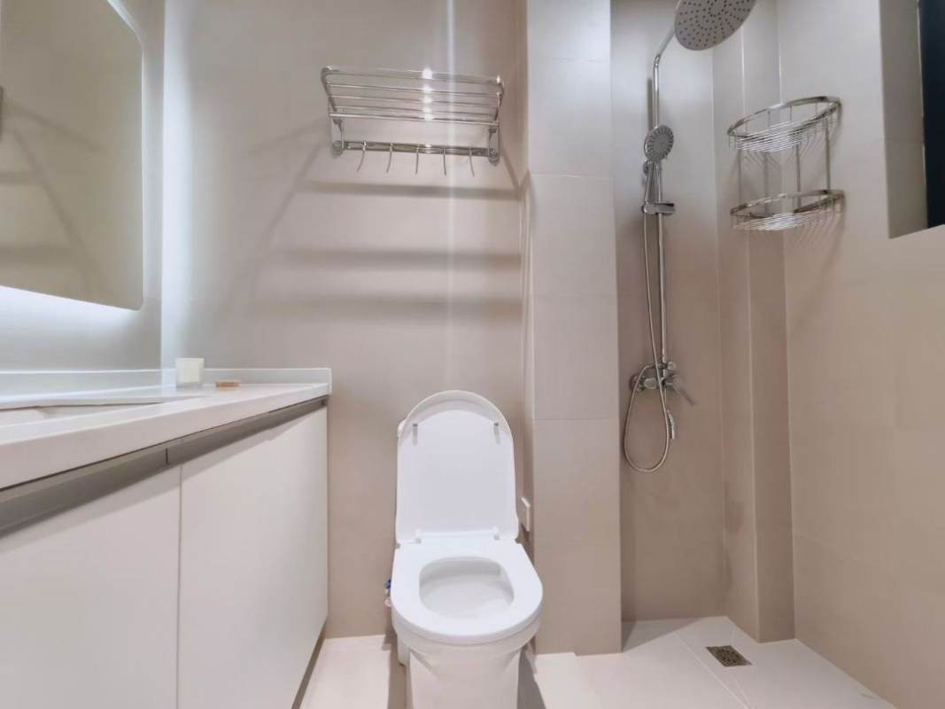 Housing image — Bathroom