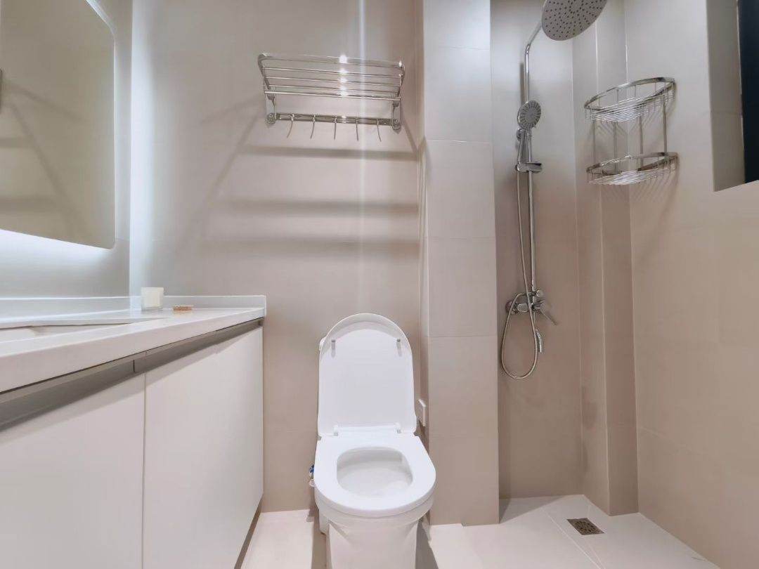 Housing image — Bathroom