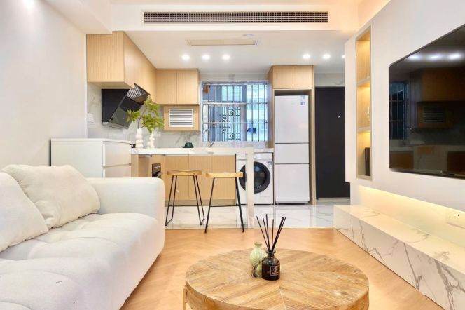 Spacious 1BR Apartment near Shanghai Indoor Stadium Metro (L1/L4)