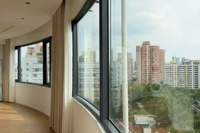 Spacious 2BR Apartment in Old Xuhui (L9/L12)