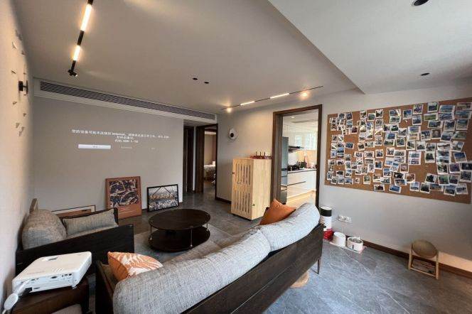 Spacious 2BR Apartment near Changshu Rd Metro