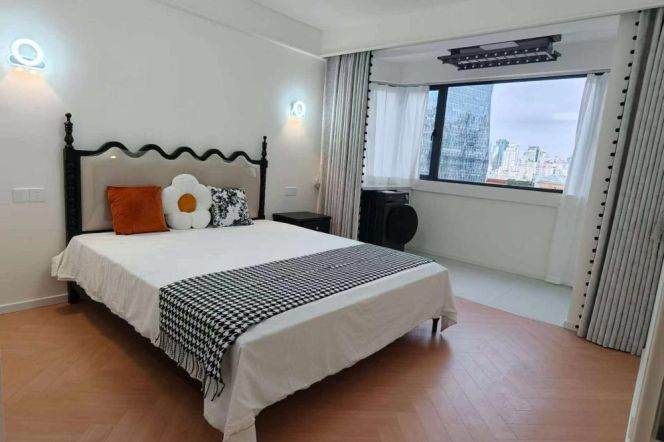 2BR Apartment near Caoyang Road Metro (L3/L4/L11/L14)