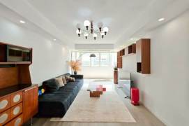 Spacious 1BR Apartment in Jing'an