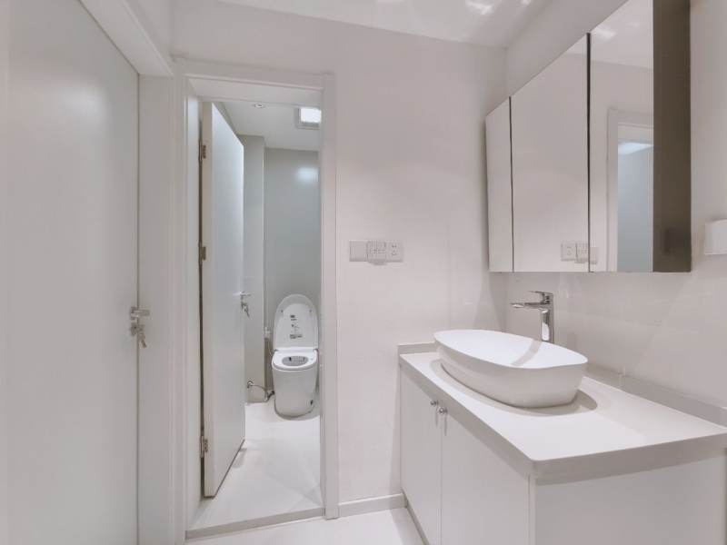 Housing image — Bathroom