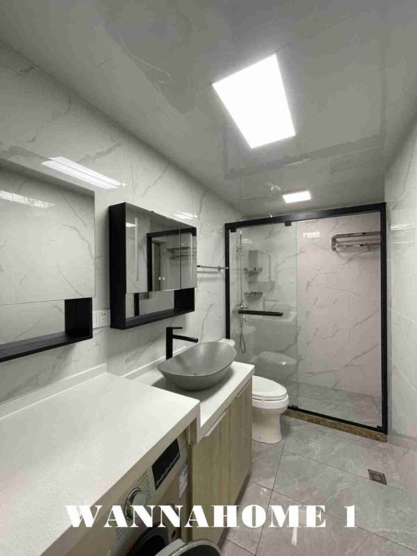 Housing image — Bathroom