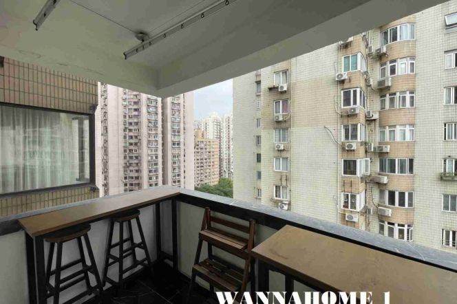 Spacious 2BR Apartment in Jing'an