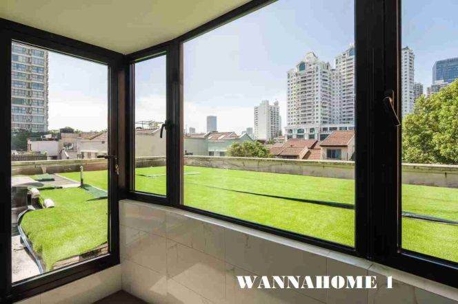 4BR Apartment near South Shaanxi Rd Metro with Terrace