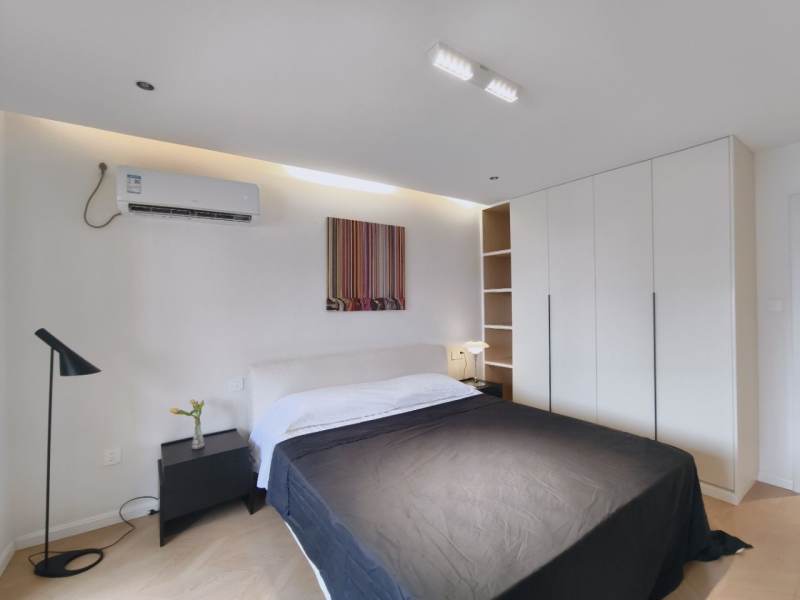 Housing image — Bedroom
