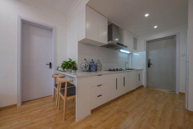 2BR Apartment near Dong'an Rd Metro (L4/L7)