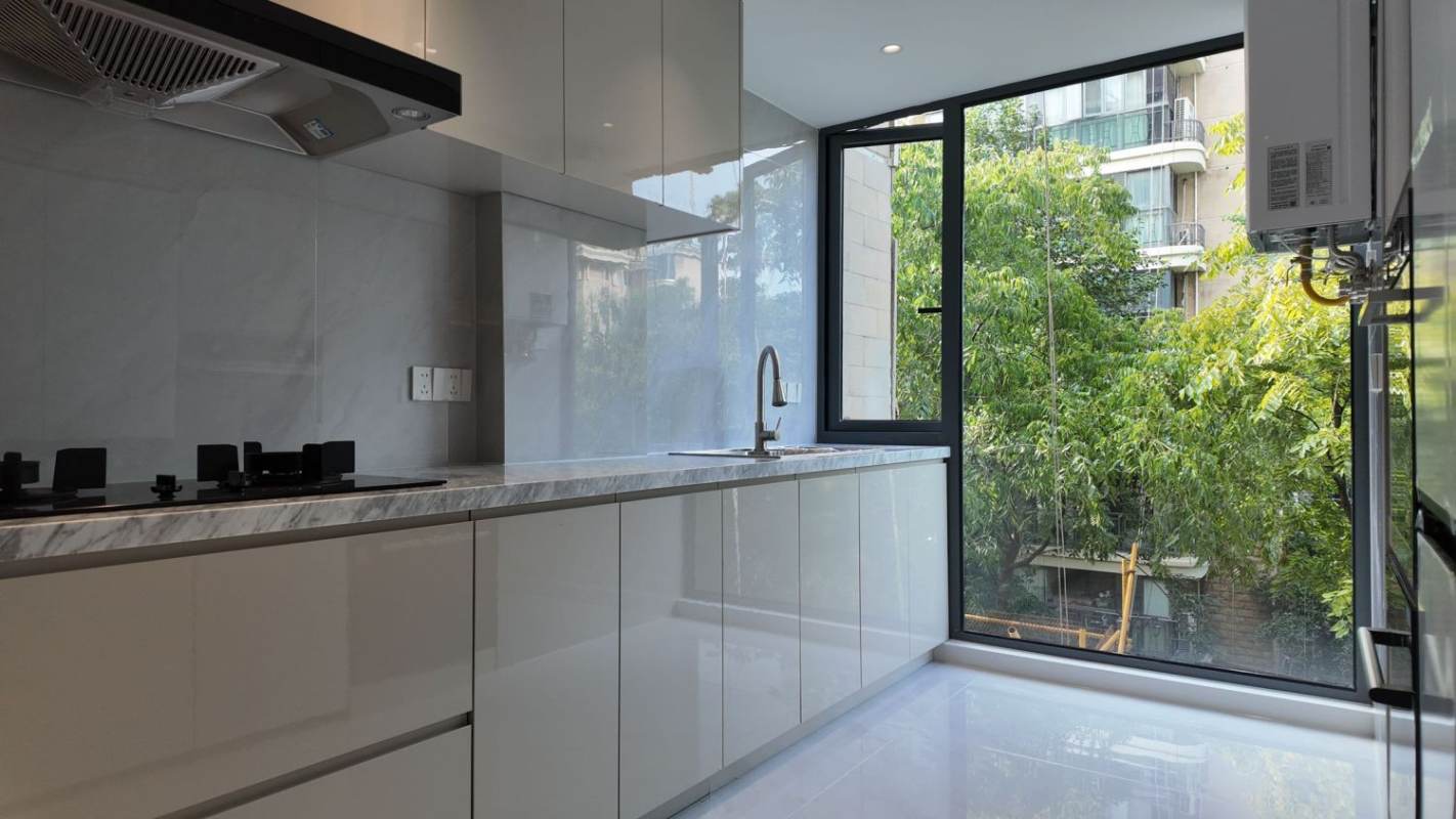 Housing image — Kitchen