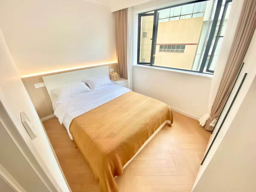 Housing image — Bedroom