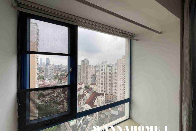 High-Floor 1BR Apartment in Jing'an with Outstanding View (L14)