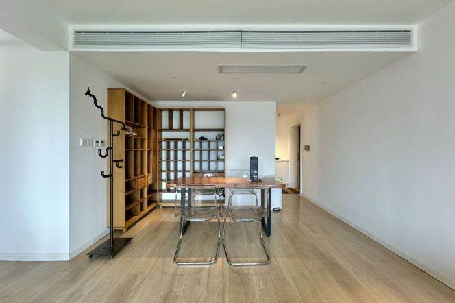 2BR Apartment at Shanghai Grand Plaza (Compound)