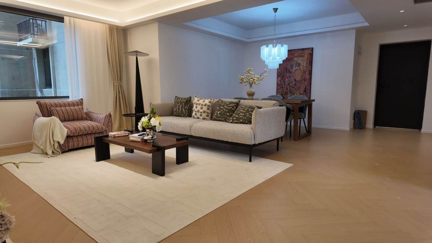 Housing image — Living Room
