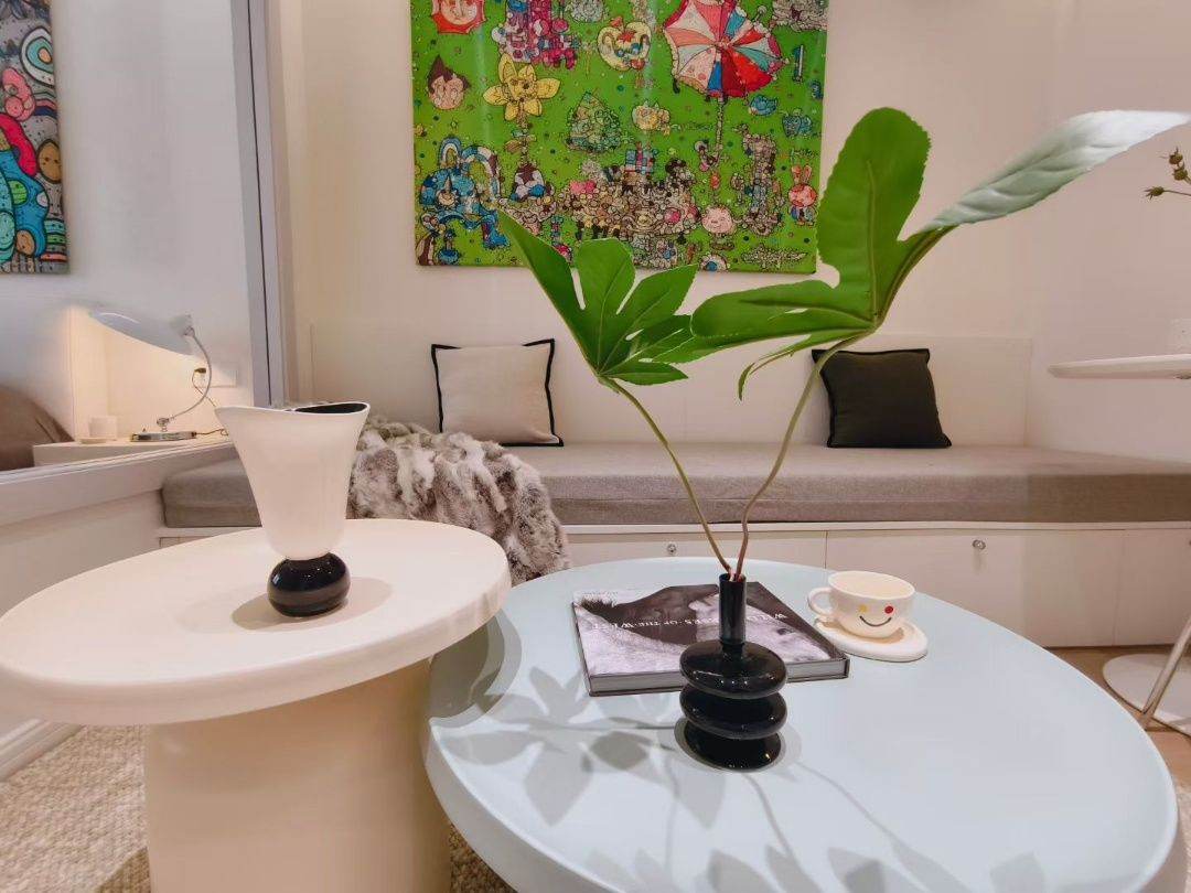 Housing image — Living Room