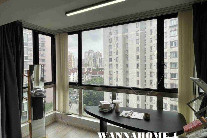 2BR Apartment in Jing'an with Floor-to-Ceiling Windows (L13/L14)