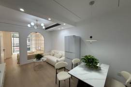 2BR Apartment near Zhongshan Park (L2/L3/L4)