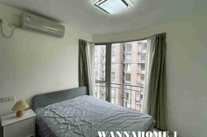 High-Floor 1BR Apartment at Yunhe Garden