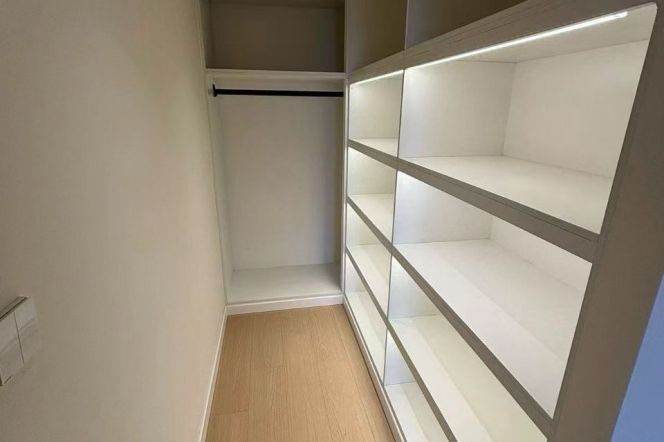 Spacious 1BR Apartment near Jiaotong University Metro (L10/L11)