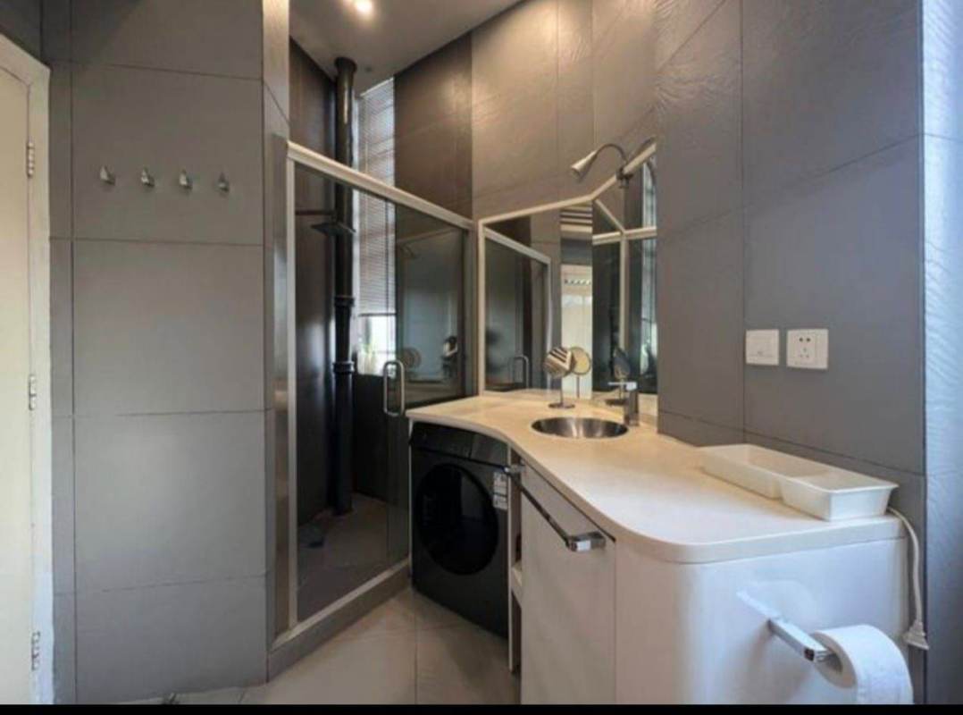Housing image — Bathroom