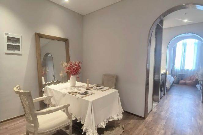 1BR Serviced Apartment