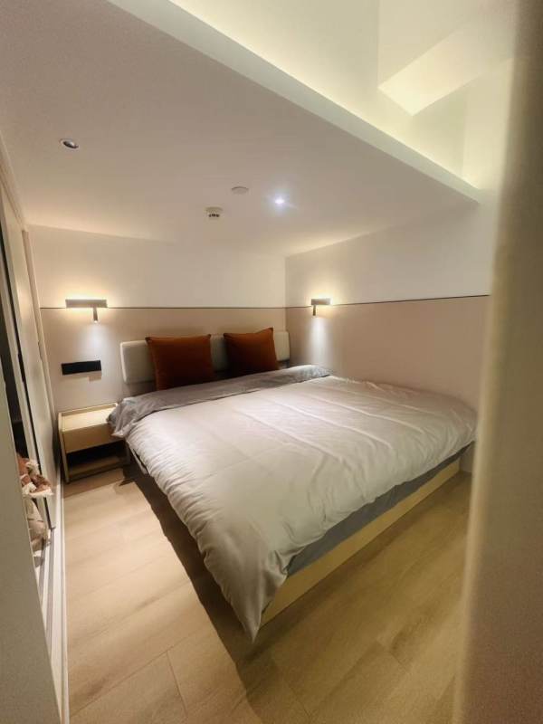 Housing image — Bedroom