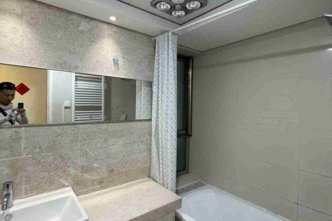 2BR Apartment at 8 Park Avenue with Floor-to-Ceiling Windows (L7)
