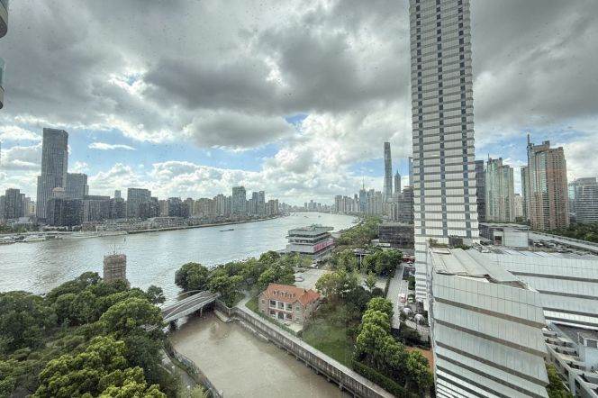 Spacious 3BR Apartment near Tangqiao Metro with River View (L4)