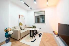 2BR Heritage Apartment near Jing'an Temple (L2/L7/L14)