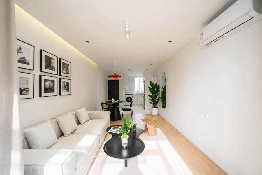 Housing image — Living Room