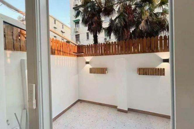 1BR Apartment in Gubei with Terrace (L2/L15)