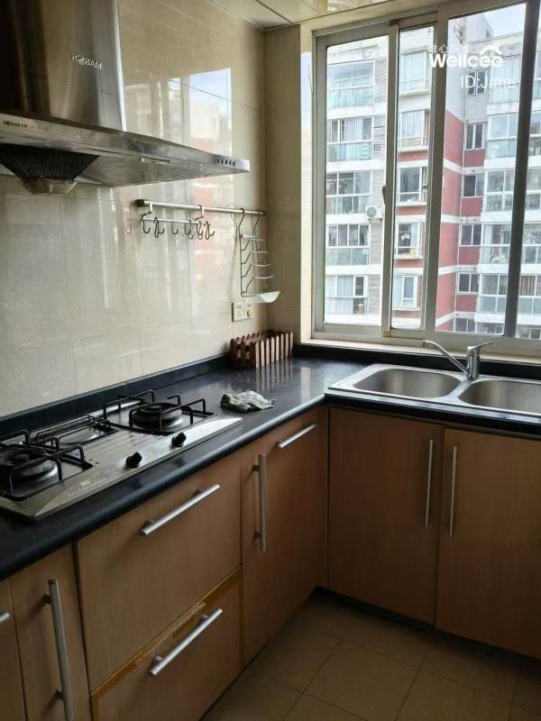 Housing image — Kitchen