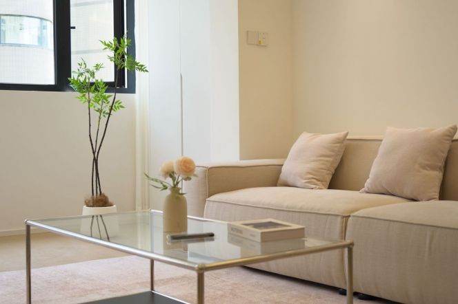 2BR Apartment near Changshou Rd Metro (L7/L13)