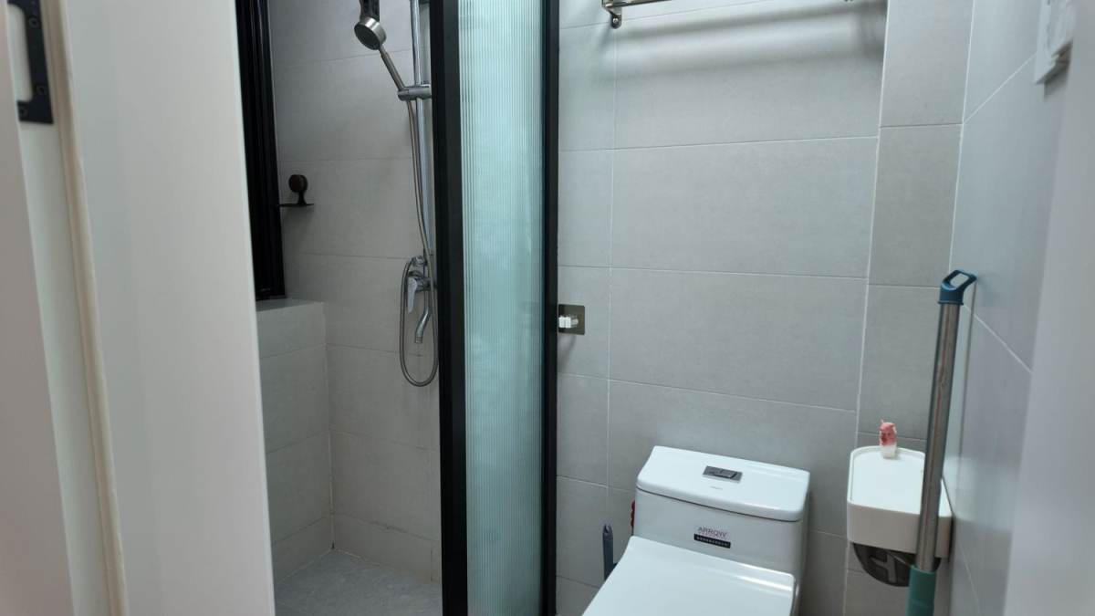 Housing image — Bathroom