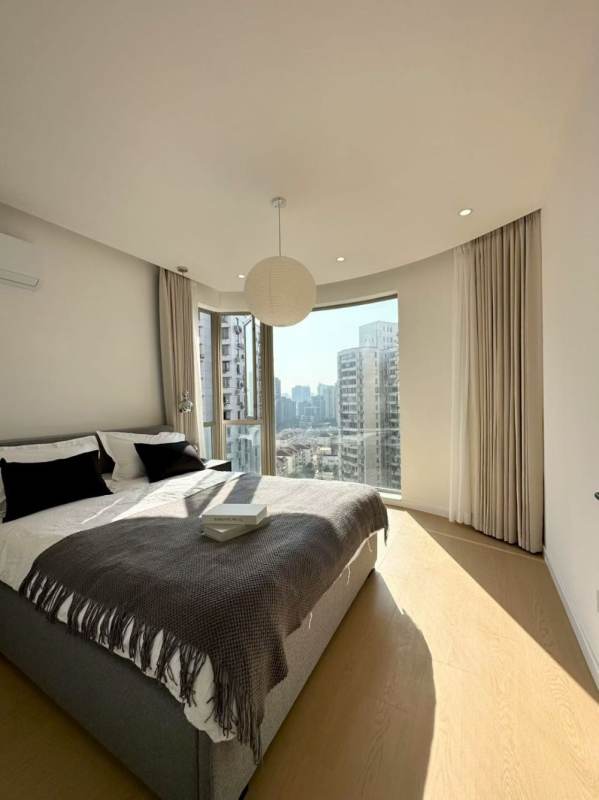 Housing image — Bedroom