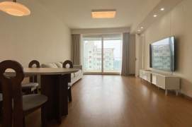 High-Floor Spacious 1BR Apartment near Dapuqiao Metro (L9/L12)