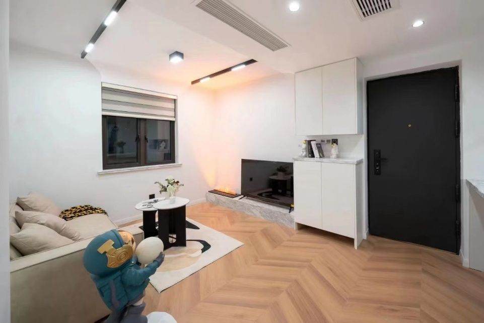 Housing image — Living Room