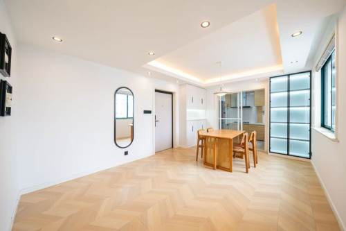 Housing image — Dining Area