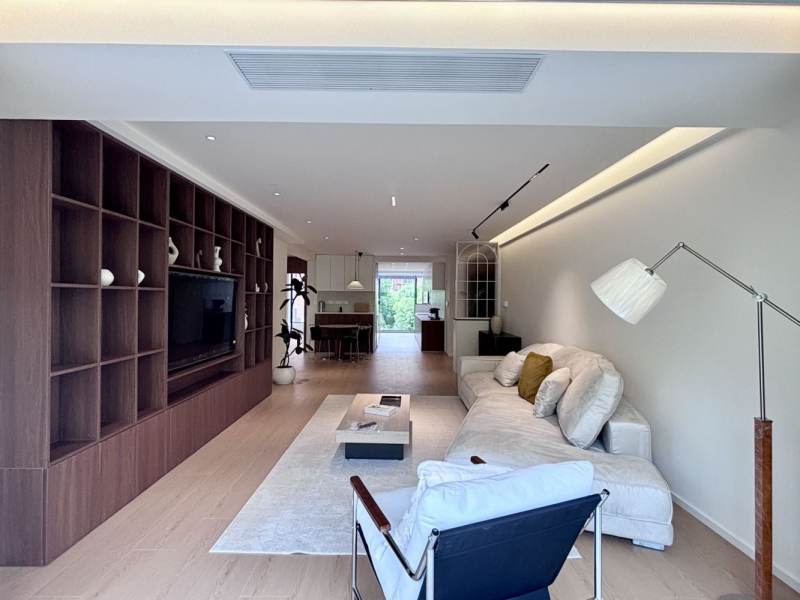 Housing image — Living Room