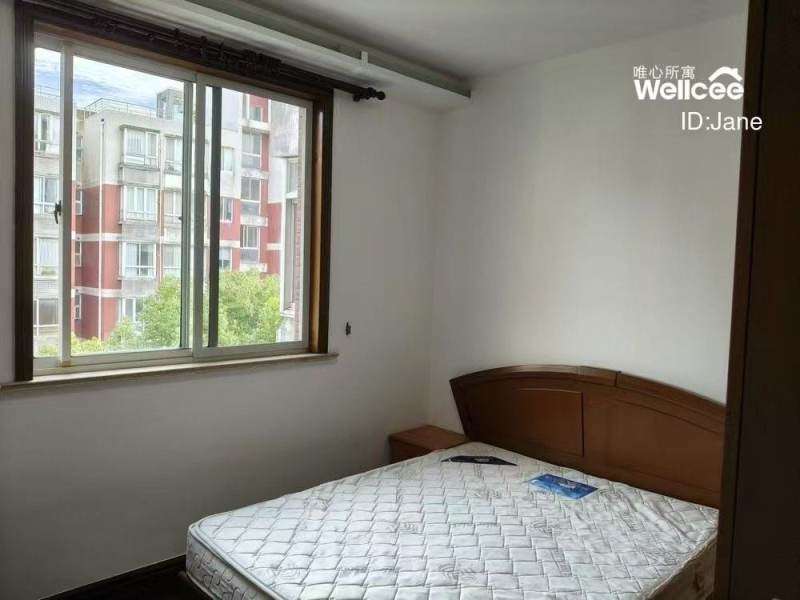 Housing image — Bedroom