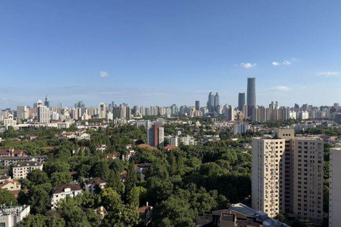 High-Floor Spacious 3BR Apartment in Old Xuhui with Outstanding View