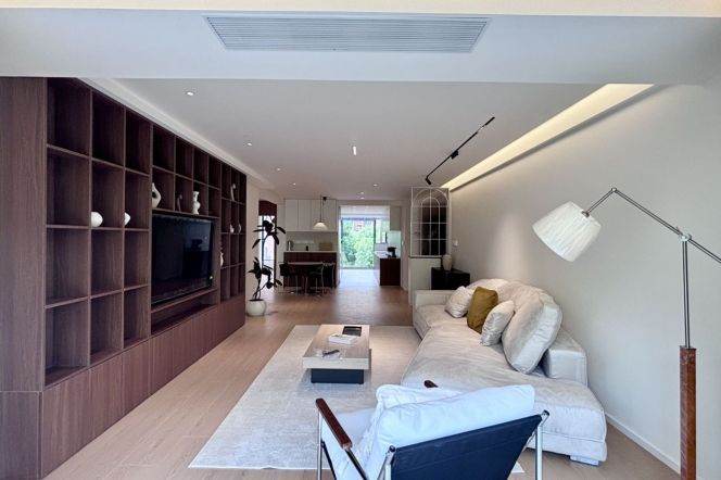 Spacious 2BR Apartment near Jinshajiang Rd Metro (L3/L4/L13)